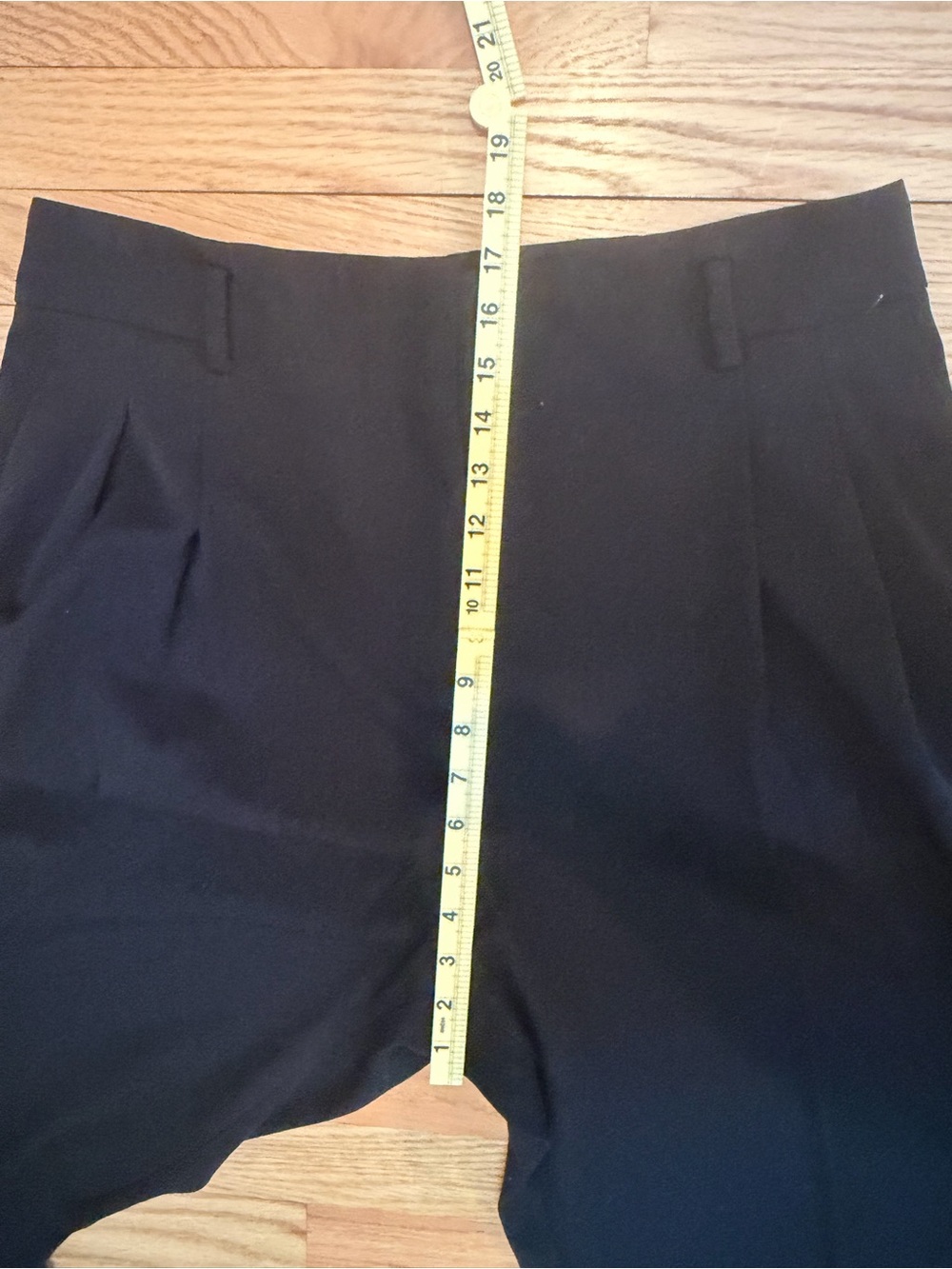 MM Lafleur Black Pleated High-Waist Cropped Pants - Picture 6 of 6